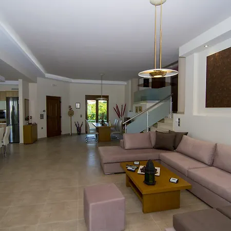 Cretan Vineyard Hill Villa *