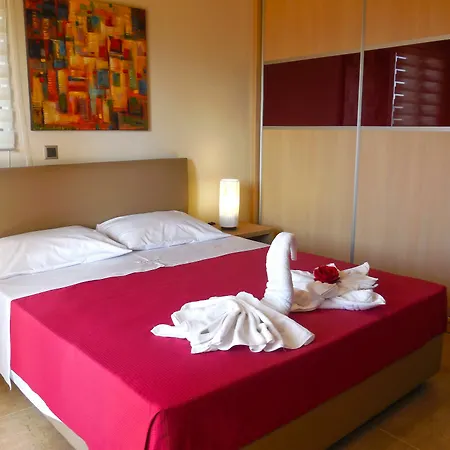 Cretan Vineyard Hill Villa *